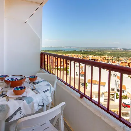 Apartamento Stunning In With Kitchen *